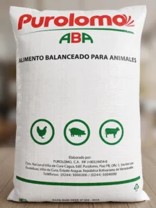 Saco de alimento balanceado para animales Purolomo ABA en Agroaguacates, tienda agropecuaria en Guatire.